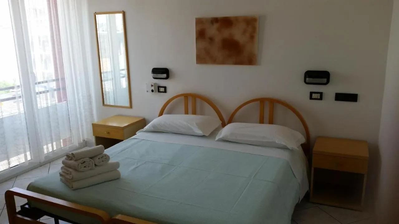 Hotel Ambassador Room Only Cattolica Affittacamere